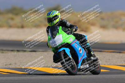 media/Oct-08-2022-SoCal Trackdays (Sat) [[1fc3beec89]]/Turn 16 (125pm)/